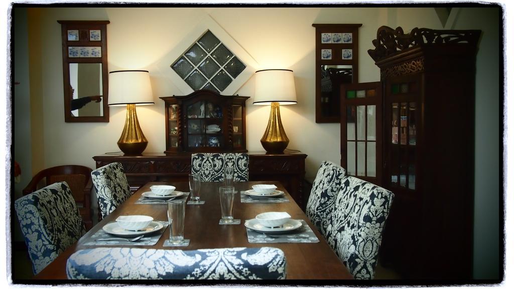 Ciwulan 36 Guest House Bandung Exterior photo