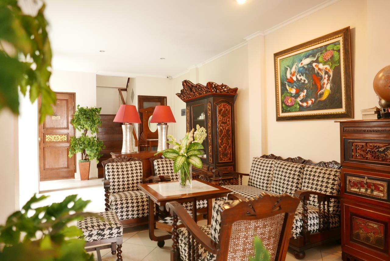 Ciwulan 36 Guest House Bandung Exterior photo